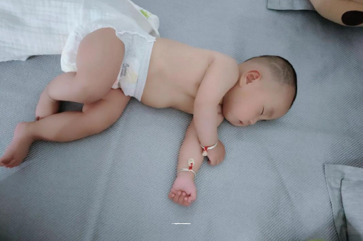 长兴9个月宝宝可以吃盐吗